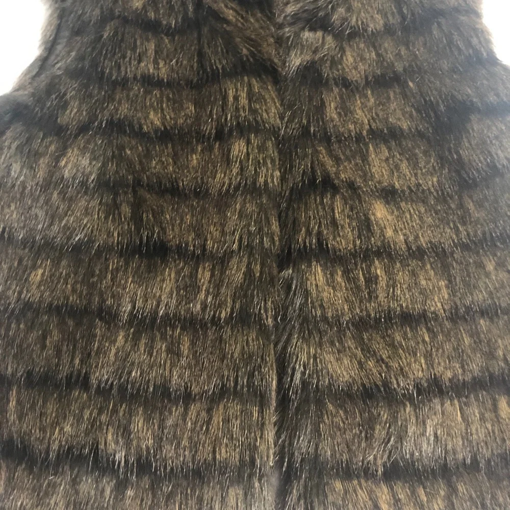 Michael Kors brown Faux fur vest - Picture 4 of 16